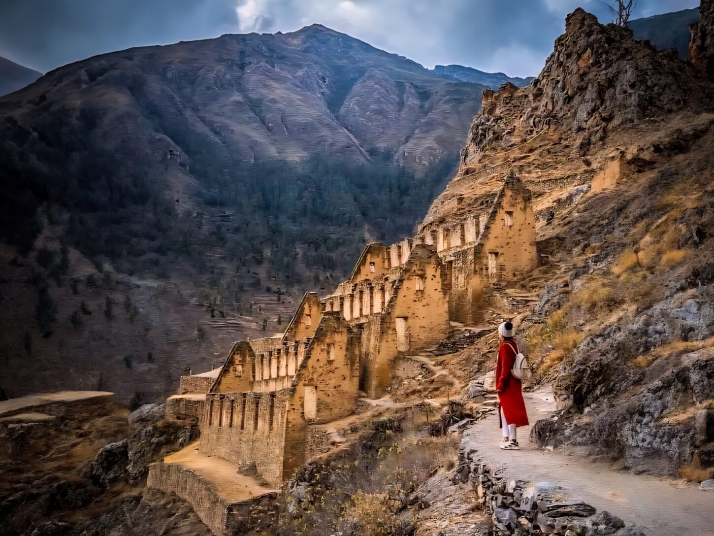 Pinkuylluna almacenes o colcas Ollantaytambo
